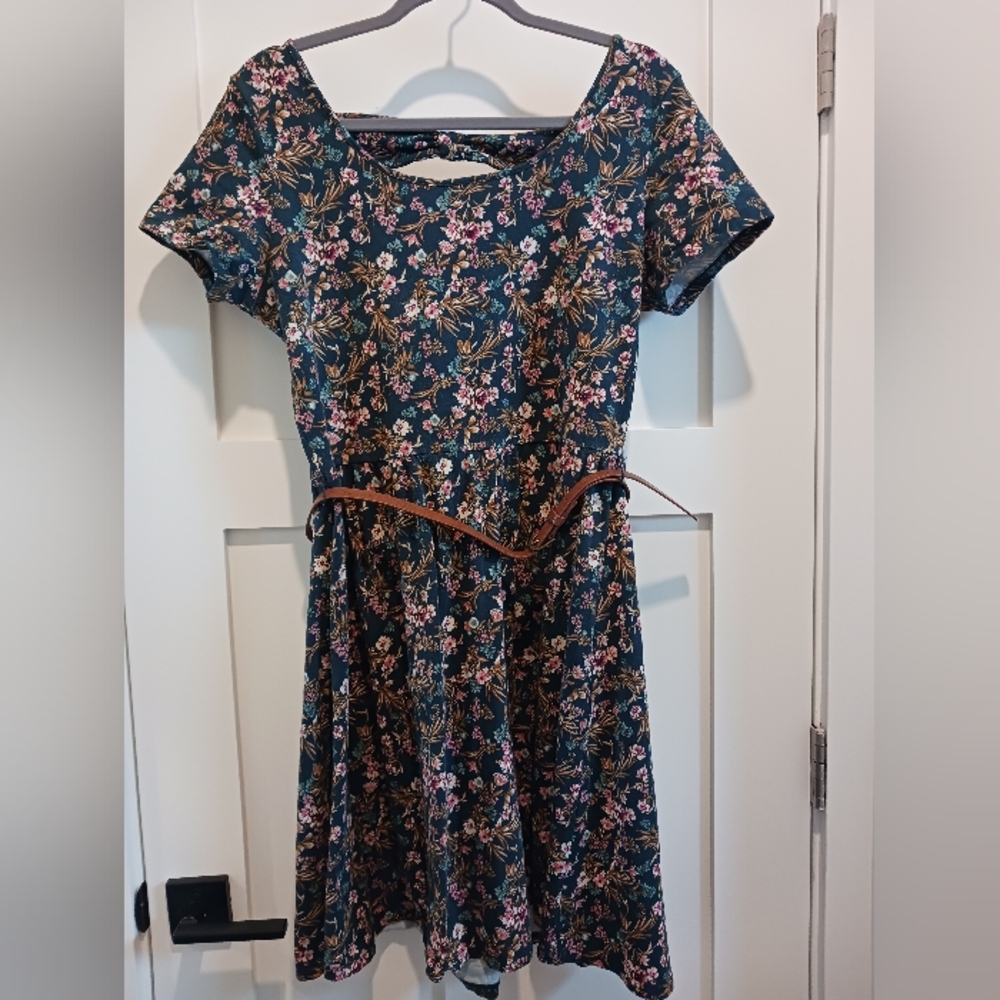 Forever 21 Plus Floral Dress
